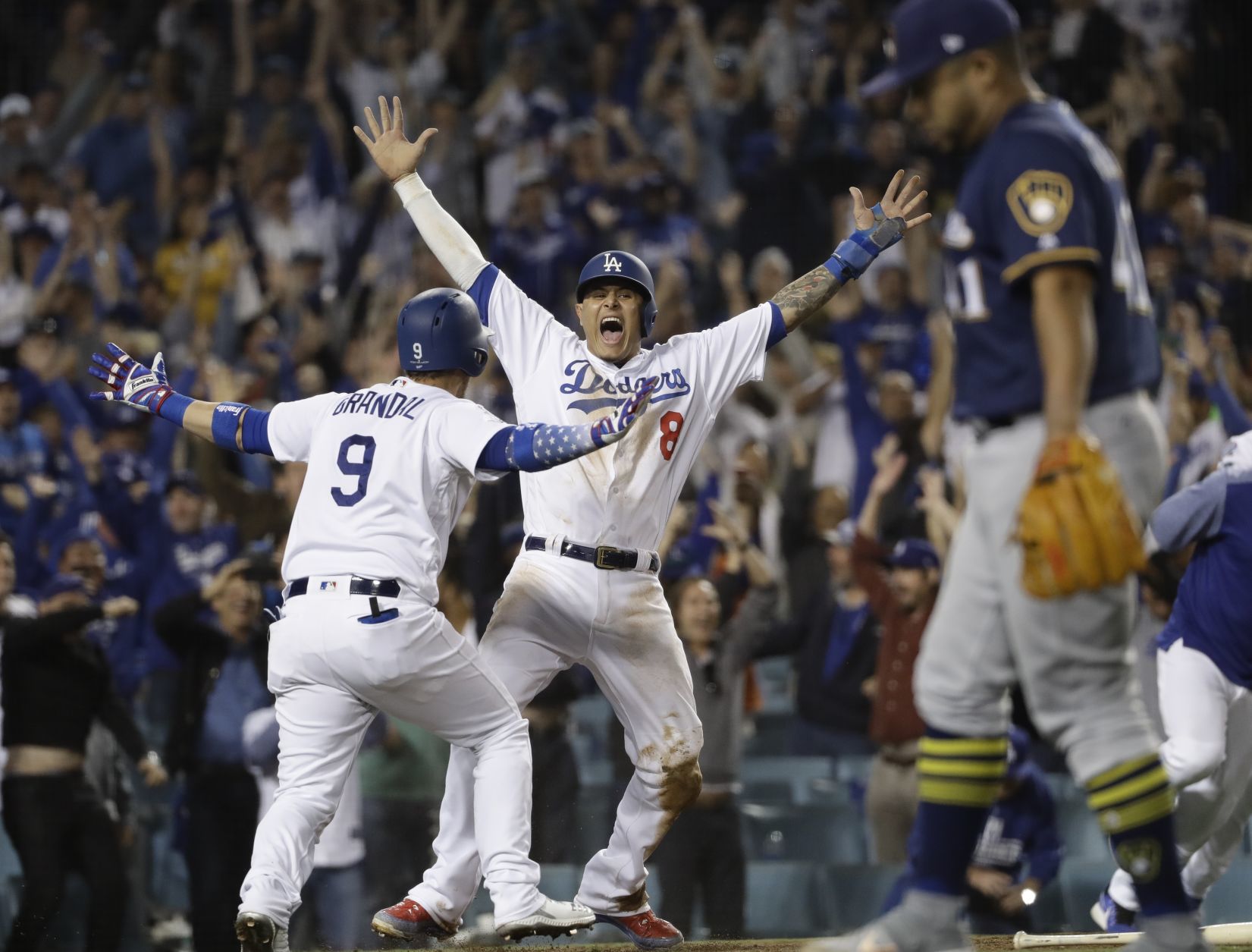 Dodgers 2, Brewers 1